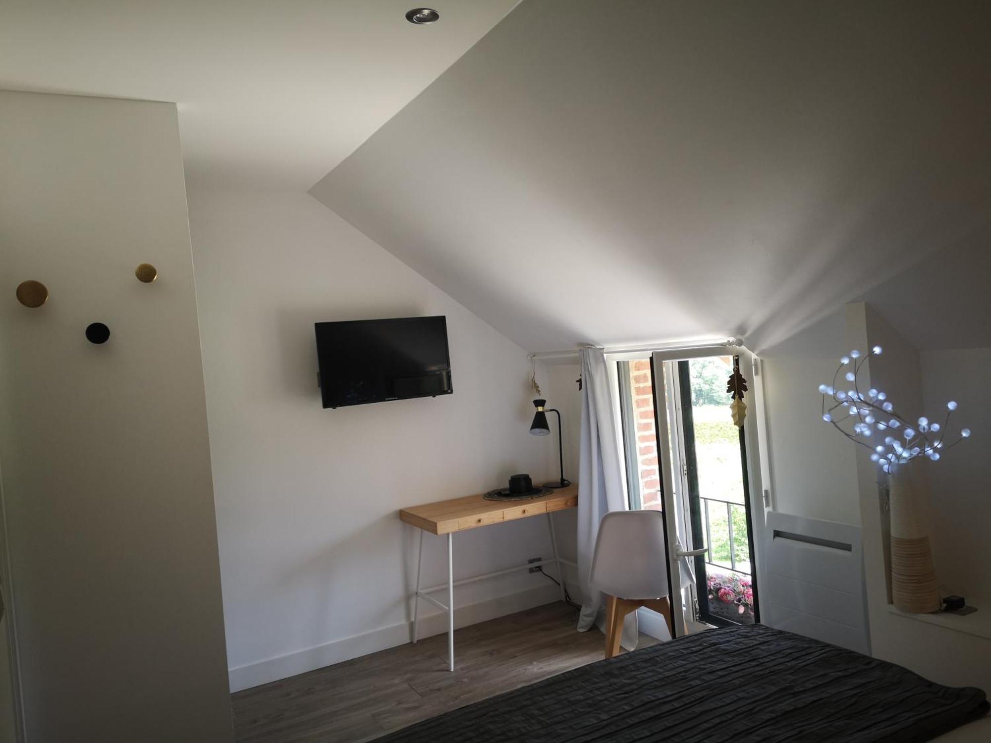 Tuilerie De La Cote 4* Aparthotel Ouzouer-Sur-Trezee Bagian luar foto